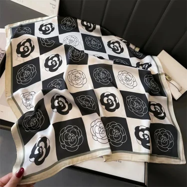 Luxury Silk Scarfs Square Scarf Korean Fashion Kerchief Popular Silk Scarves Bandanna Wraps Scarf Decoration Shawl 70*70CM 4