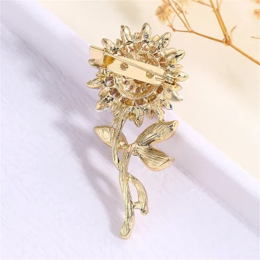 Korean Full Rhinestone Sunflower Brooches for Women Luxury Design Jewelry Party Wedding Gifts Trendy Charm Shiny Brooch Pins 2