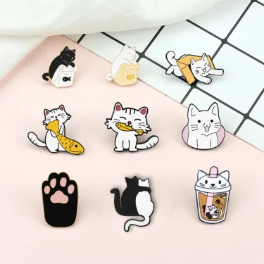 Punk Black Cats with Knife Enamel Pins Fashion Cute Animal Brooch Cartoon Lapel Pin Badge Jewelry Gifts for Friends Wholesale 1