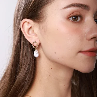 Circle Earrings For Women Vintage Punk Baroque Pearl Earrings Stainless Steel Ear Clip Women Jewelry Imitation Pearl Gift Mujer 4