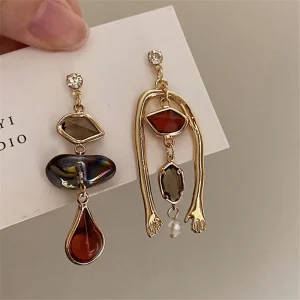 Vintage Abstract Art Style Asymmetric Drop Earrings For Women Personality Humanoid Hand Earrings Party Jewelry 1