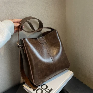 Retro Shoulder Tote Bag Set for Women Wide Strap Soft PU Leather Crossbody Bags with Small Purse Large Capacity Shoppers 1