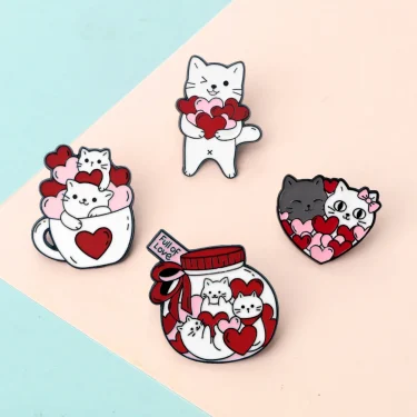 Romantic Candy Cats Brooch for Couples Cute 'Full with Love' Kitties Wink Enamel Pin Cartoon Animal Badge Valentine's Day Gifts 4