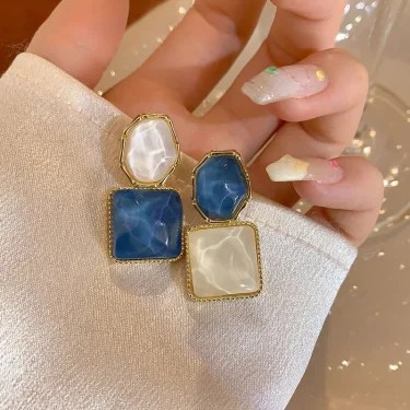 New Fashion Vintage Resin Geometric Drop Earrings for Women Charms Pendant Jewelry Party Gifts 4