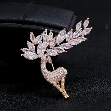 Fashion Full of Rhinestone Sika Deer Brooch Pin for Women Men Gold Plated Silver Color Crystal Animal Christmas Jewelry Gifts 3