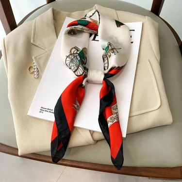 Luxury Brand Silk Satin Head Scarf For Women Animal Animal Kerchief Neck Scarfs 70cm Square Shawls and Wrpas Scarves For Ladies 2