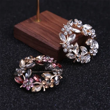 High-end exquisite leaf ring rhinestone brooch corsage collar pin pin jewelry clothing accessories 2