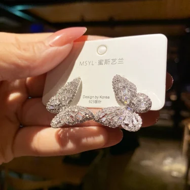 New Butterfly Zircon Earrings women's Korean jewelry literary style earrings net red temperament simple new earrings 2