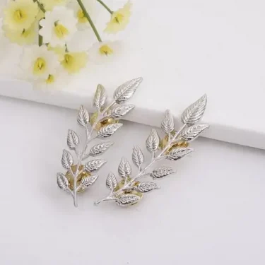 Unisex Simple Brooch Chic Leaf shape shirt sweater Collar Lapel Pin clothing accessories brooch jewelry 3