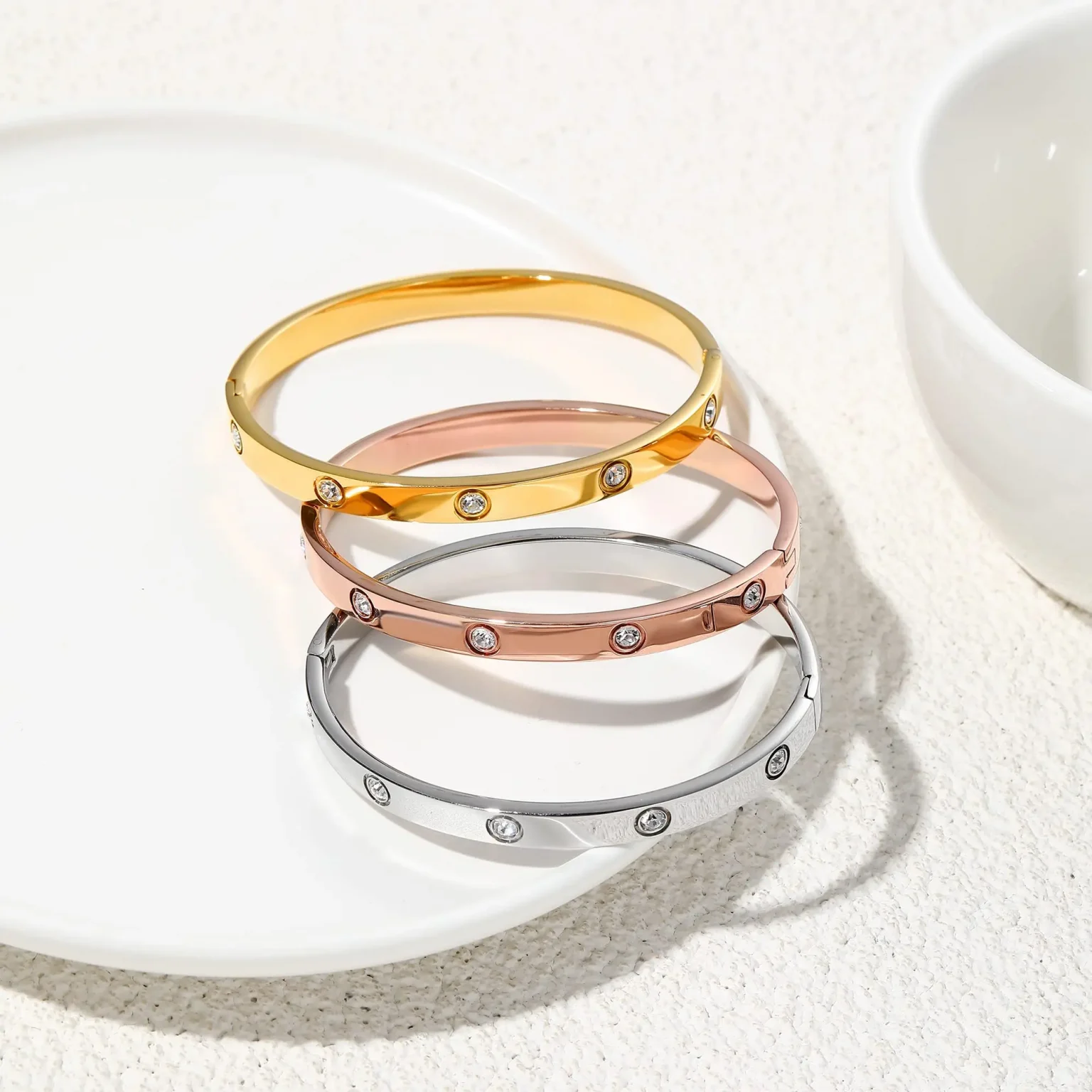 ALTERA Luxury LOVE Crystal 6mm Thickness Bangles High Quality PVD Stainless Steel Oval Bracelet No Fade Jewelry for Women Gift 4