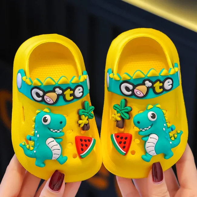 Summer Childrens Slippers Hole Kids Sandals Soft Anti-Skid Cartoon Dinosaur DIY Design Indoor Anti-Slip Boys Girls Beach Shoes 2