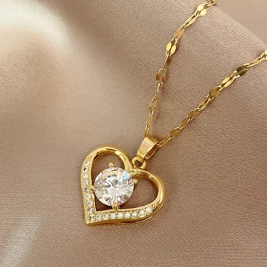 Artificial Gems Heart Pendant Necklace for women 2022 Golden Stainless Steel Lips Neck Chain Female Necklaces Jewelry for Girl 3