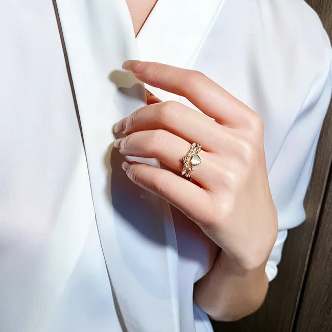 Korea's new fashion jewelry 14K gold plated simple double love crystal ring elegant women's daily opening ring accessories 3