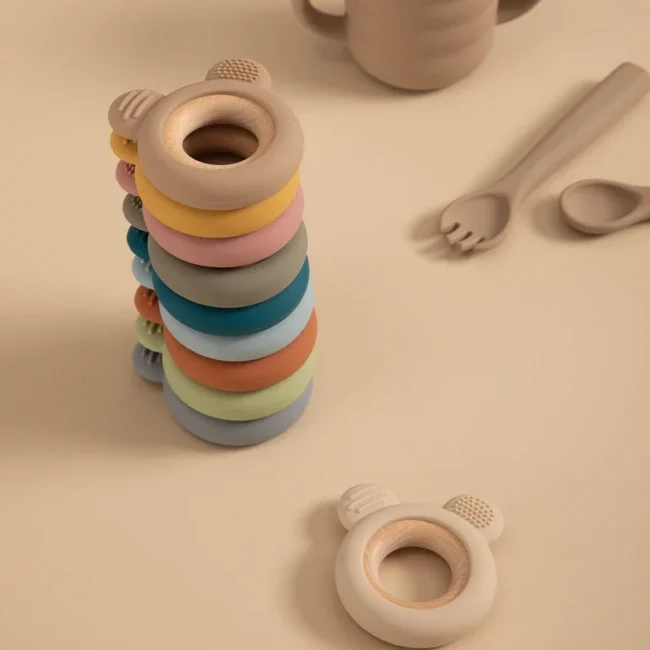 1PC Baby Silicone Wooden Teether Ring Cute Bear Newborn Nursing Teething Toys Infant Health Care Chewing Toy Baby Accessories 3