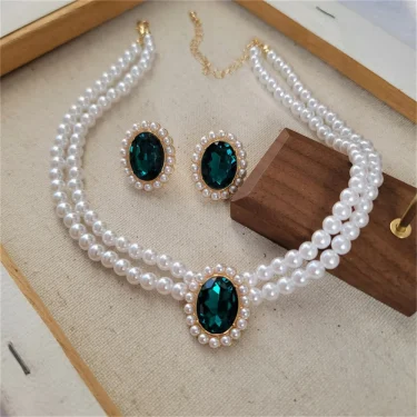 Vintage Double Layer Pearl Necklace Emerald Pearl Earrings Choker Women Elegant Clavicle Chain Banquet Party Fashion Accessories 1