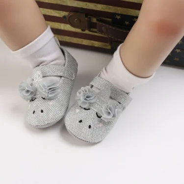 Cute 0-18M Spring Newborn Silver Baby Shoes Non Slip Cloth Bottom Girl Shoes Elegant Breathable Casual Baby First Walking Shoes 6