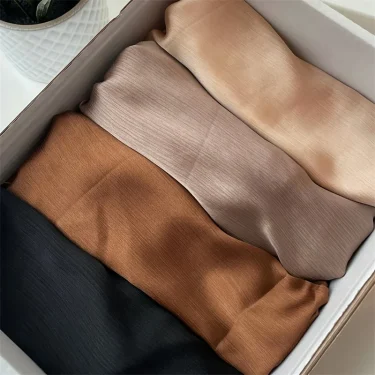 FASHION Medine silk CRINKLED SATIN SILK HIJABS WOMEN LONG SOLIDER COLOR PLAIN HIJABS Headband Maxi lslamic Sjaal 180*70CM 2025 5