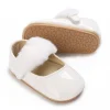 F06 White
