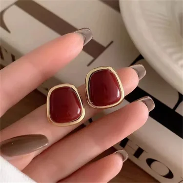 Simple Design Wine Red Square Stud Earrings For Women Gold Color Circle Vintage Geometry Earring Jewelry Gifts Wholesale 1