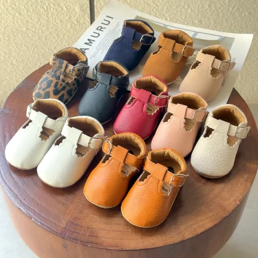 Newborn Baby Shoes Classic Stripe Leather Boy Girl Shoes Multicolor Toddler Rubber Sole Anti-slip First Walkers Infant Moccasins 2