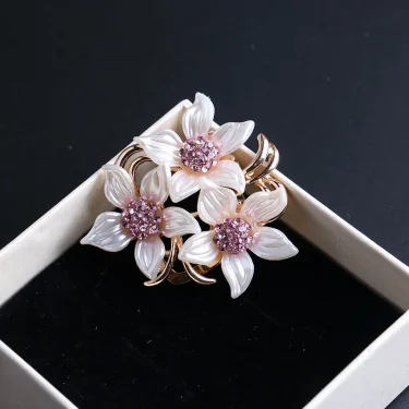 European and American high-end exquisite brooch camellia silk scarf buckle dual-purpose scarf buckle flower clothes accessories 5