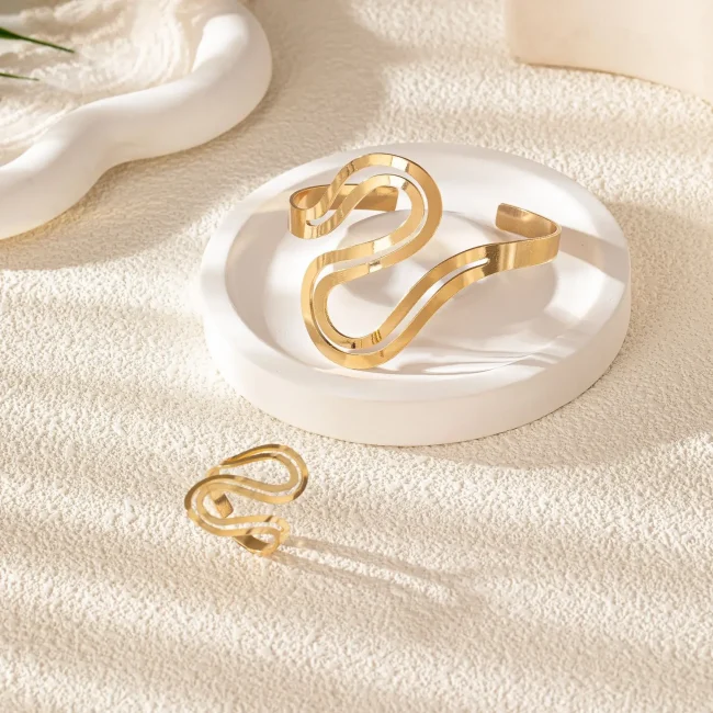 Minimalist 2PCS Gold-plated Snake Shaped Bracelet Bangles for Women Fashion Metal Girls Geometric Ring Jewelry Sets 4