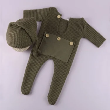 Ylsteed Neworn Footed Jumpsuit for Photo Shooting Infant Photography Outfits Newborn Buttons Pocket Romper with Pom Sleepy Hat 4
