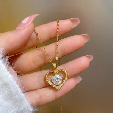 Artificial Gems Heart Pendant Necklace for women 2022 Golden Stainless Steel Lips Neck Chain Female Necklaces Jewelry for Girl 2