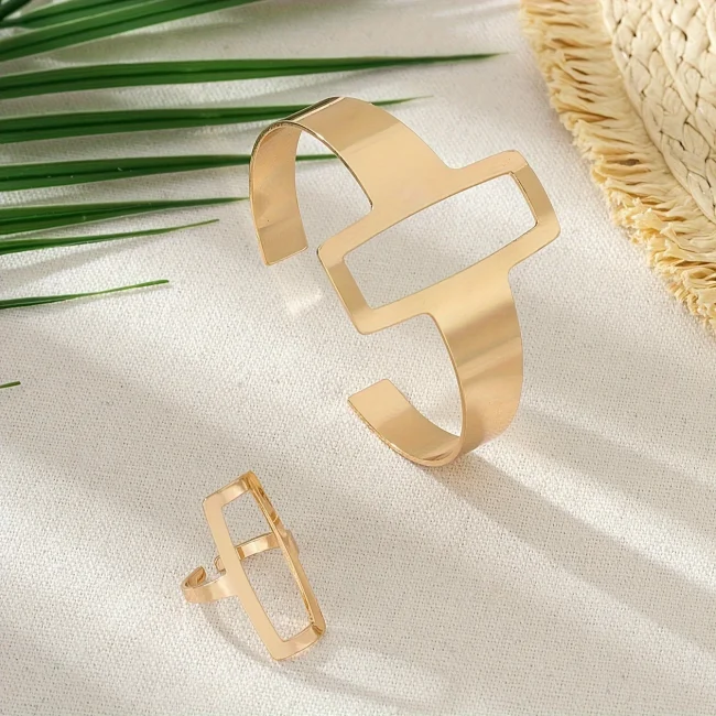 2Pcs/Set Trendy And Minimalist Geometric Square Jewelry Hollowed Out Ring And Bracelet Set Mother's Day Gift Jewelry Set 3