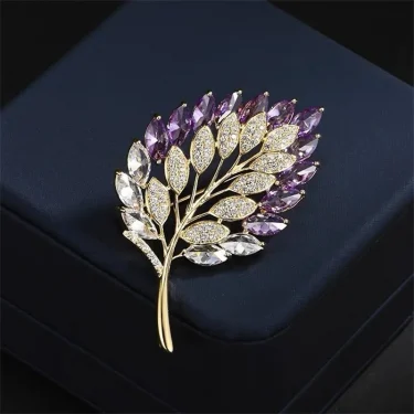 1Pc Chic Leaves Brooch for Men Women Luxury Plant Brooches Pins Inlaid Zircon Jewelry Trendy Accessories Party Gifts 2024 Trend 4