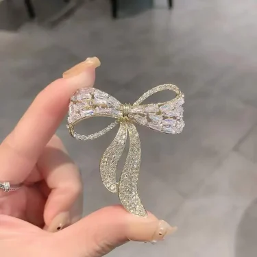 Bow Tie Zircon Rhinestone Brooch Female Simple Personality Fashion Pin Suit Anti-light Corsage 5