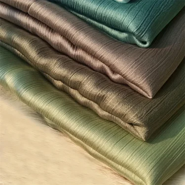FASHION Medine silk CRINKLED SATIN SILK HIJABS WOMEN LONG SOLIDER COLOR PLAIN HIJABS Headband Maxi lslamic Sjaal 180*70CM 2025 1