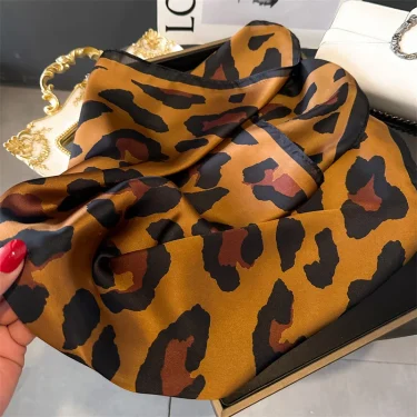 2025 New Leopard Print Square Scarf Women's Imitation Silk Scarf Casual Versatile Decoration Small Neck Scarf 70CMx70CM 3