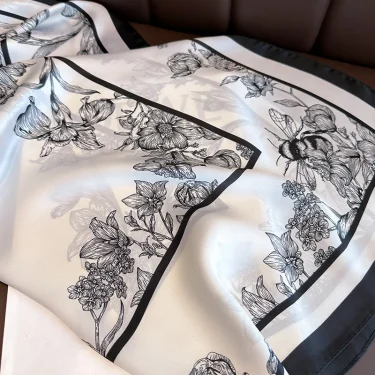 2024 New Floral Silk Square Scarf Women Satin Shawl Wrap Hijab Female Hair Band Wrist Luxury Headkerchief 70*70cm Echarpe 4