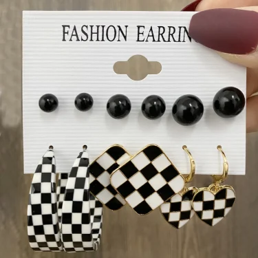 Fashion Black Heart Drop Earrings Set for Women Chessboard Ladies Love Tai Chi Temperament Earring 2023 Trendy Jewelry Gifts 3