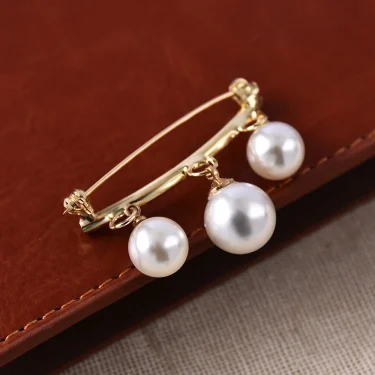 Fashion Pearl Fixed Strap Charm Safety Pin Brooch Sweater Cardigan Clip Chain Brooches Jewelry 5
