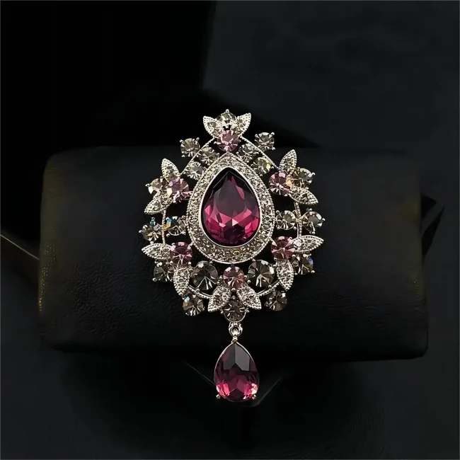 Rhinestone Snowflake Pins for Women Unisex Shiny Glass Flower Brooches Event Party Backpack Decoration Clothes Accessories 1