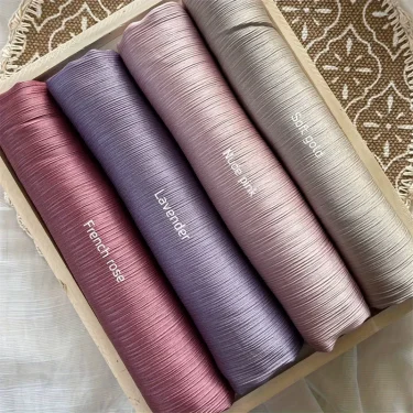 FASHION Medine silk CRINKLED SATIN SILK HIJABS WOMEN LONG SOLIDER COLOR PLAIN HIJABS Headband Maxi lslamic Sjaal 180*70CM 2025 4