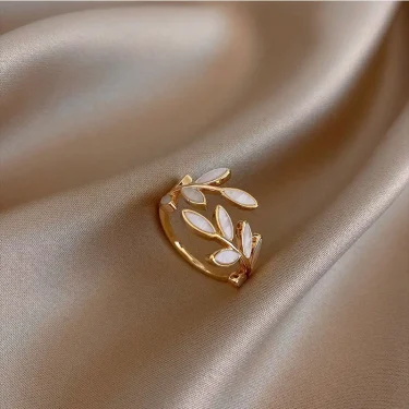 Korean New Exquisite Geometric Round Ring Women's Fashion Luxury Zircon Finger Ring Simple Temperament Versatile Jewelry 4
