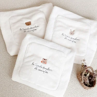 Baby Stroller Windproof Blanket Newborn Swaddle Wrap Coral Fleece Cover Bear Bunny Winter Out Blankets Infant Sleeping Bag Quilt 6
