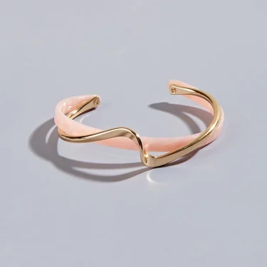 White Shellfish Bracelets Board Bend Metal Bangles Womens Hand Bracelets Geometric C- shaped Opening Bracelets Jewelry Gifts 4
