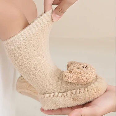 Autumn Winter Infant Leather Sole Shoes Mink Velvet Thicken Warm Newborn Baby Walking Socks Shoe Cartoon Bear Kids Floor Socken 4