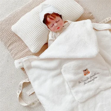 Embroidered Baby Stroller Cover Windproof Fleece Blanket Baby Bedding Warm Winter Comforter Infant Cloak Nap Outwear 3