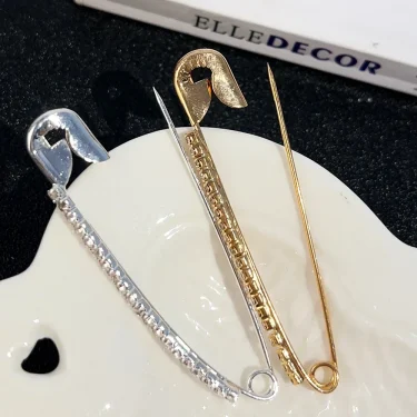 12pcs Rhinestone Safety Pins Brooches Sweater Shawl Clips Faux Crystal Brooches Shiny Brooch Pins for Skirts Sweater Scarf 5