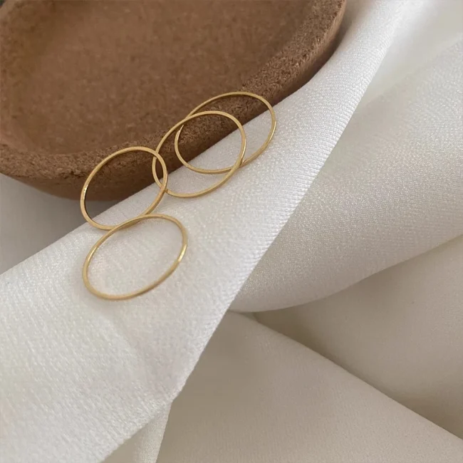 Peri'sbox 0.5mm Extremely Thin Stainless Steel Anti-Tarnish Rings for Women Fashion Simple 18K Pvd Gold Plated Ring Office Style 5