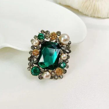 EASYA 2025 New Rhinestone Gemstone Shape Woman Clothes Brooch Classic Wedding Party Dress Crystal Accessories 2