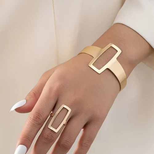 2Pcs/Set Trendy And Minimalist Geometric Square Jewelry Hollowed Out Ring And Bracelet Set Mother's Day Gift Jewelry Set 1