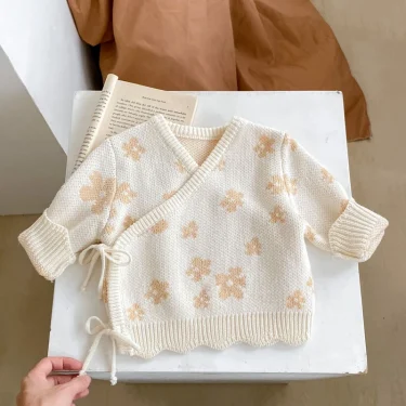 Autumn new 0-3 year old baby clothing, baby boys and girls jacquard monk coat+knitted pants+hat+socks 4 sets 4
