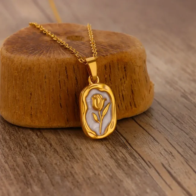 Rose Pendant Necklaces for Women Gold Color Flora Necklace Waterproof Wedding Couple Aesthetic Stainless Steel Jewelry collar 1