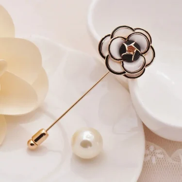 Camellia pin brooch Black White Flower Rose Pearl Female Brooches Accessories 4